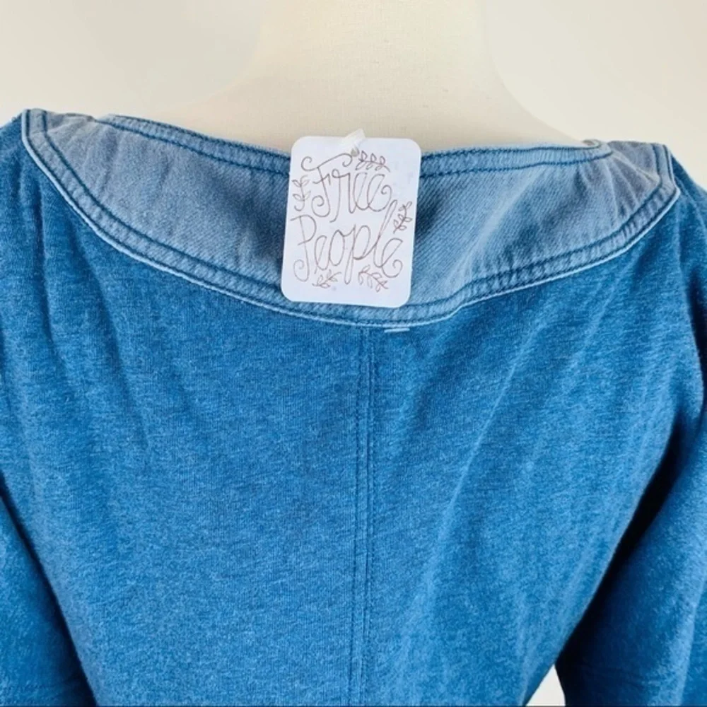 💋Free People blue mini long sleeve knit dress size s